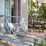Apartament Modernes Mit Grosser Terrasse