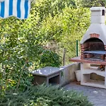 Modernes Mit Grosser Terrasse Baška