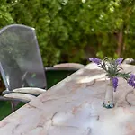 Modernes Mit Grosser Terrasse * Baška
